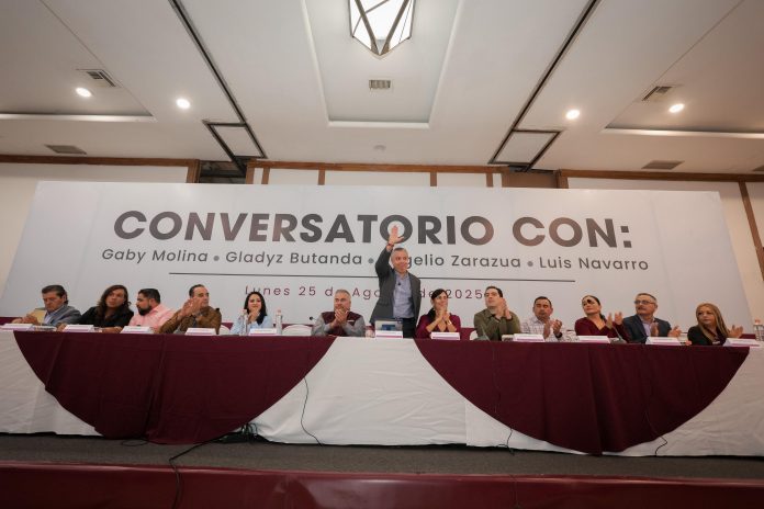 Se realiza Conversatorio Morenista